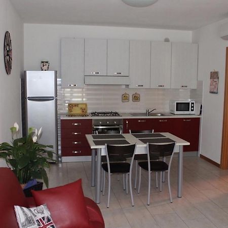 Casa Di Chiara Apartment Peschiera del Garda Luaran gambar