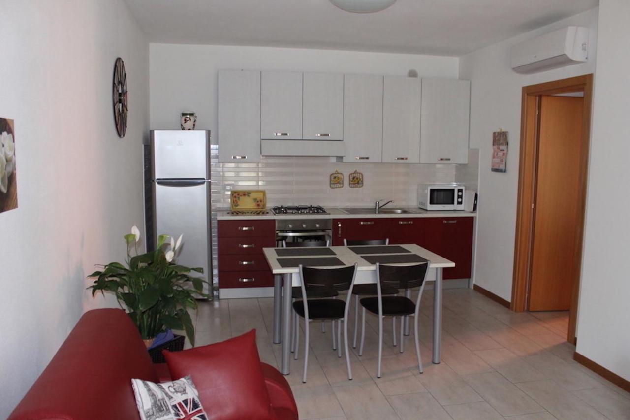 Casa Di Chiara Apartment Peschiera del Garda Luaran gambar
